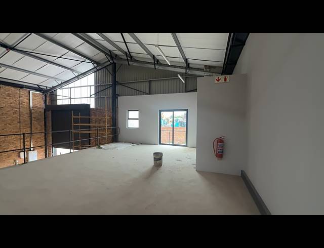 395M² WAREHOUSE FOR SALE IN BARTLETT